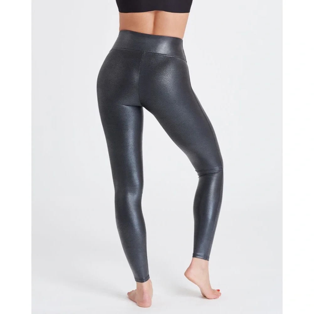 Spanx Faux Leather Croc Leggings - Picture 6 of 8